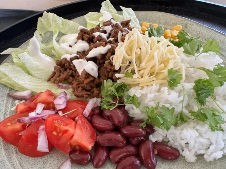 Obrázek ke článku a receptu na Hovězí Burrito Bowls - recept na mexickou pochoutku