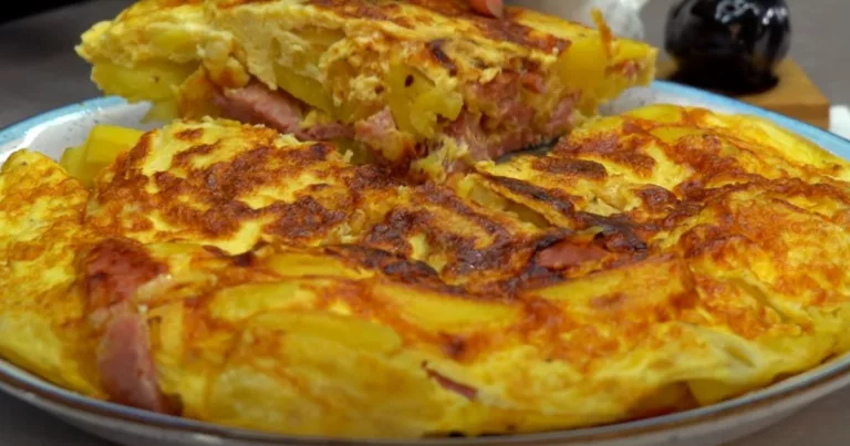 Obrázek receptu na plněnou vaječnou omeletu.