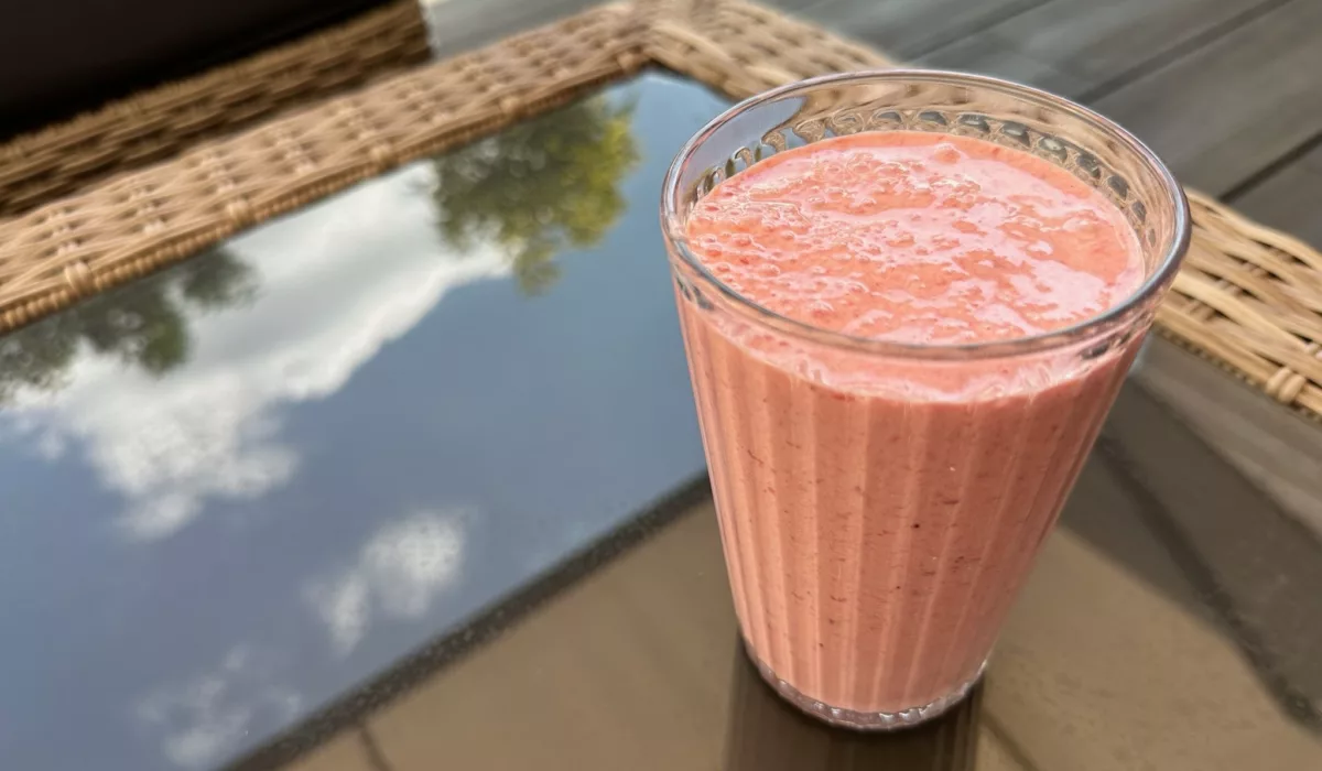 Recept na mléčný nápoj milkshake: Jahodovo-mangový shake