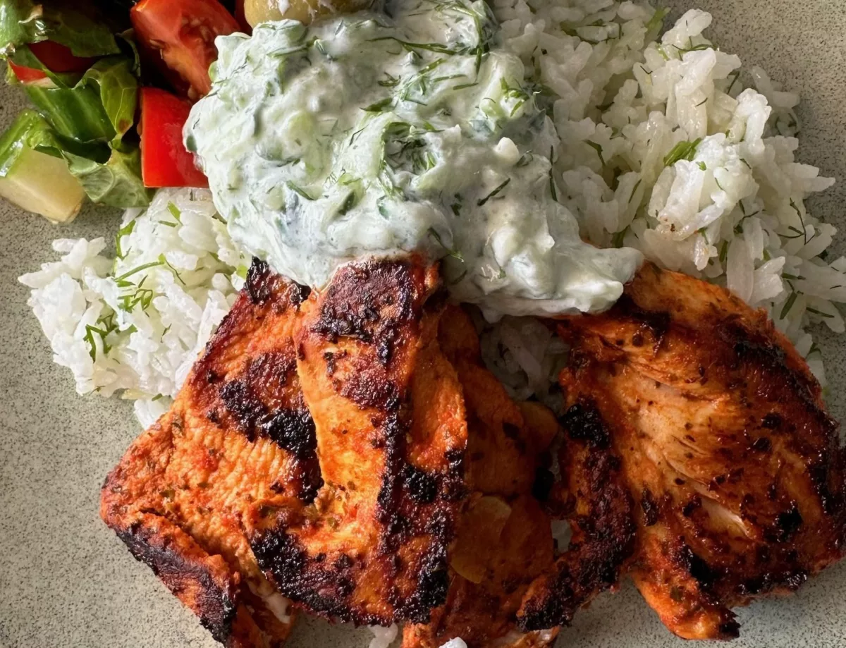 Recept na Kuřecí maso s tzatziki a citronovo-koprovou rýží