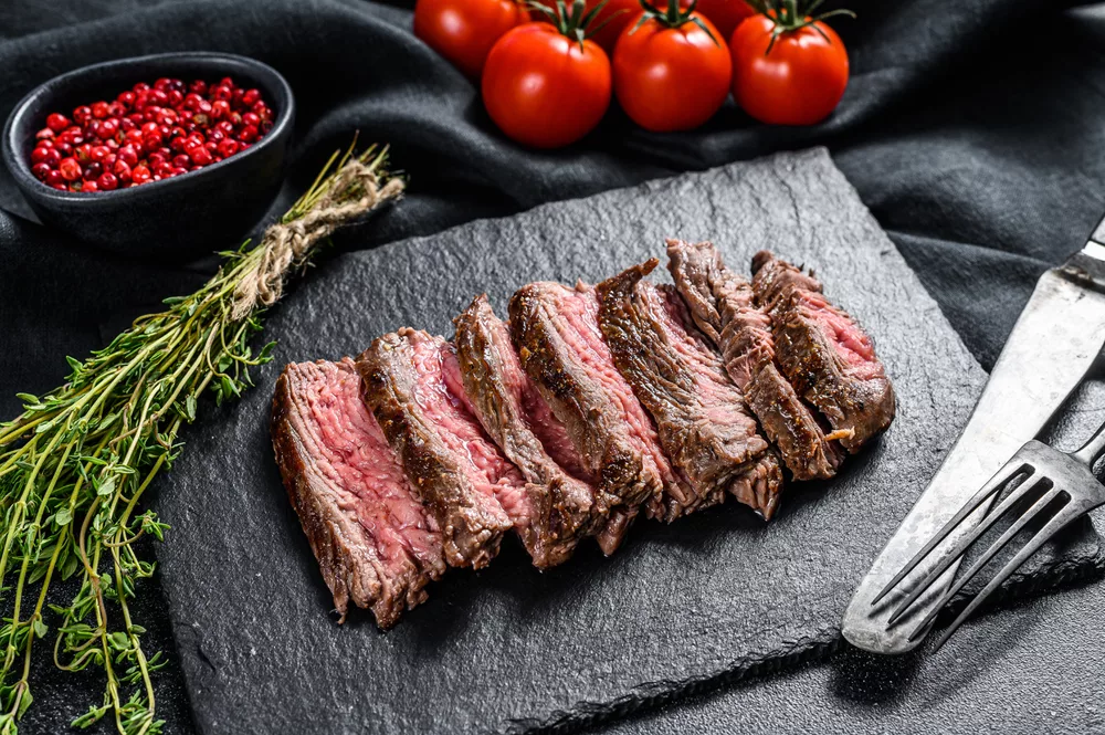 Grilovaný Skirt steak.