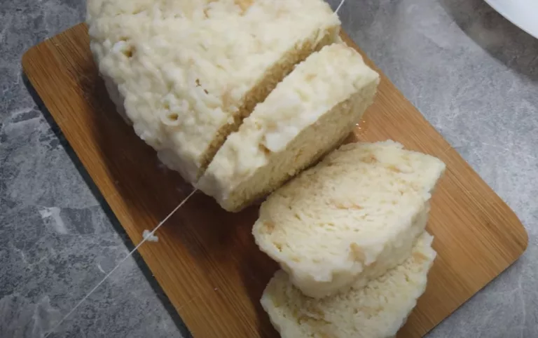 Recept na Rychlejší verze nadýchaného Houskového knedlíku bez kynutí