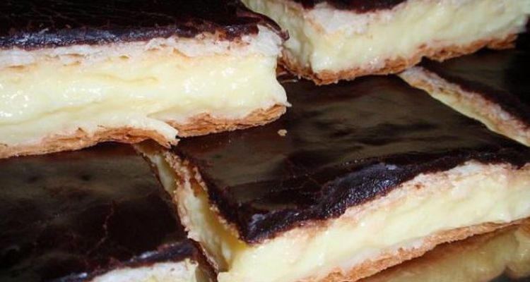 Obrázek receptu na Listový řez s pudinkem a rumovou polevou - koláč na neděli