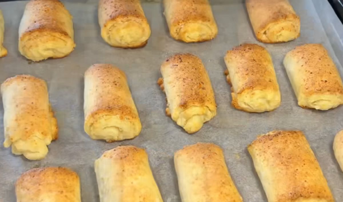 Obrázek k receptu: Báječný, voňavý moučník s vůní kokosu: Rolky z tvarohového těsta