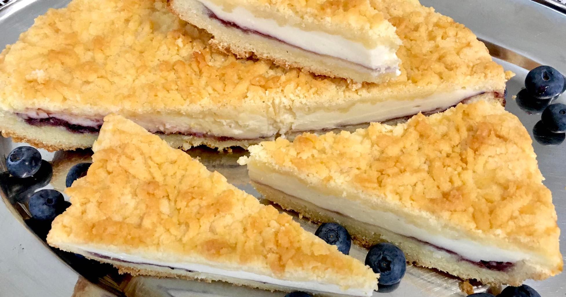 Obrázek receptu na Foto: Cooky.cz, recept na Tvaroháček s drobenkou - hebké sousto z pece domova