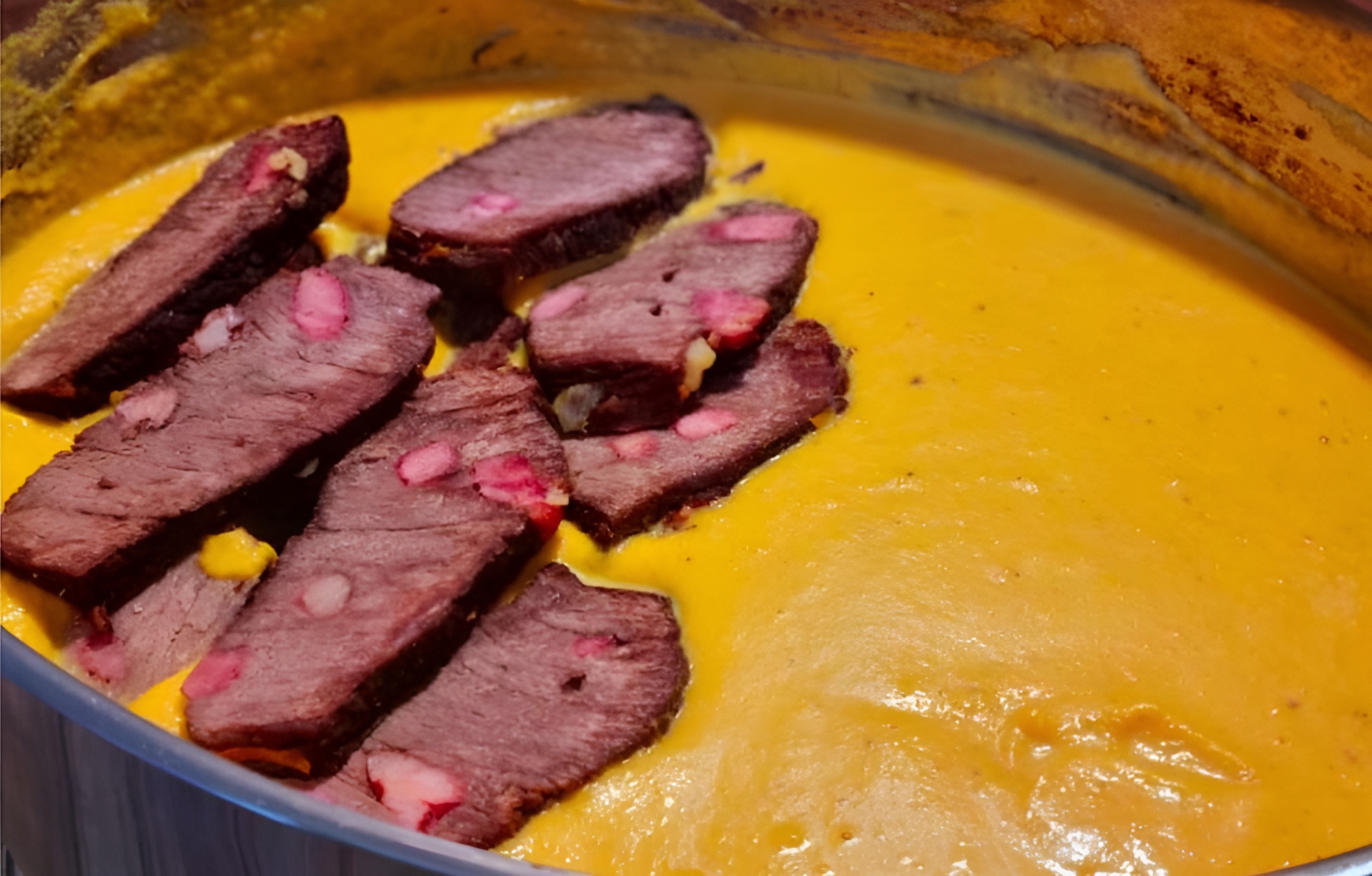Obrázek receptu na Oblíbenou svíčkovou, ale každá rodina má svůj osvědčený recept
