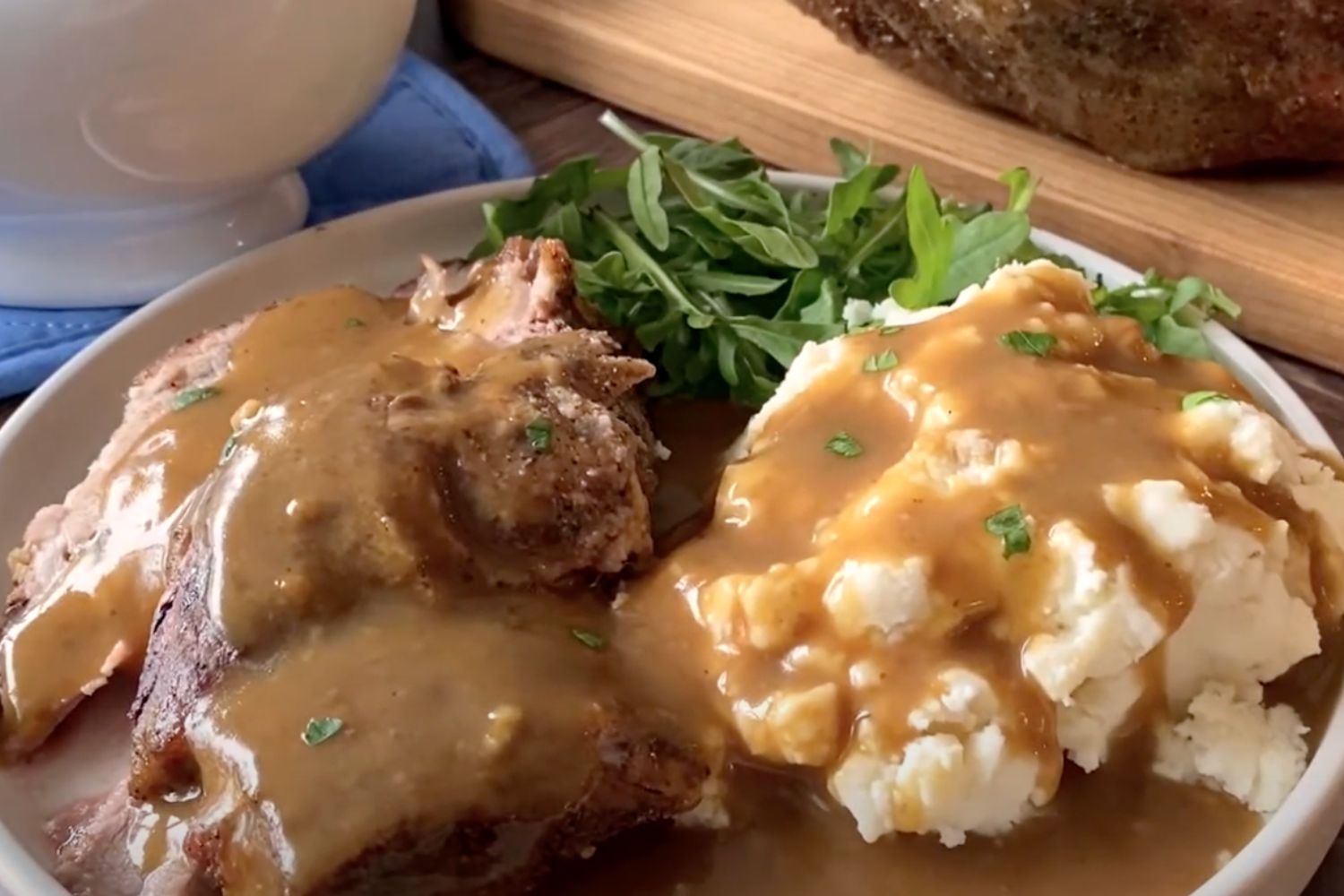 Obrázek receptu na Tradiční české vepřové v hnědé omáčce – recept, který potěší každého