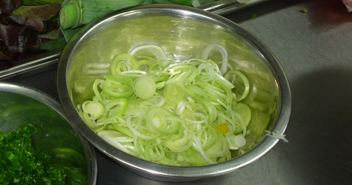 Recept na rychlý salát s pórkem