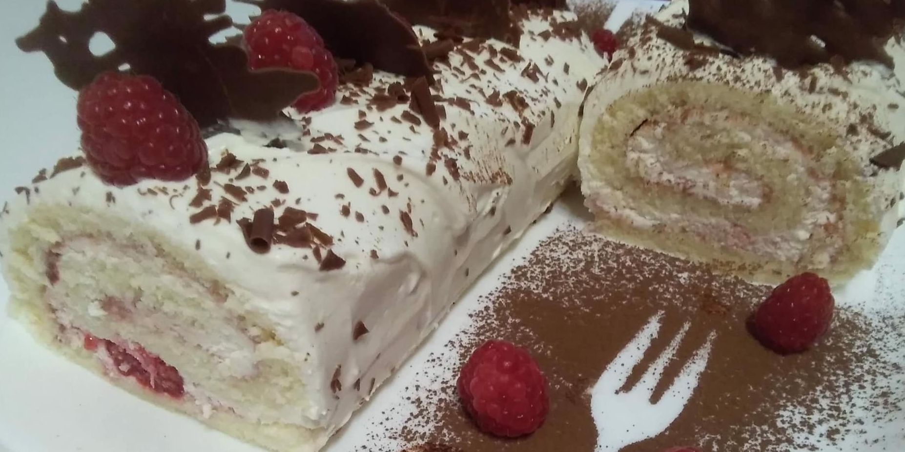 Nadýchaná lehká mascarpone piškotová roláda