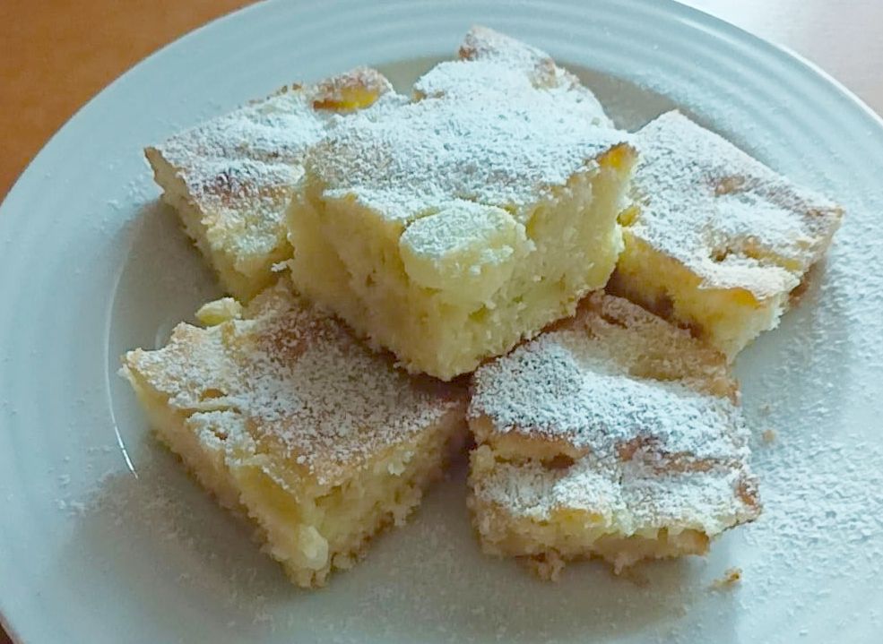 Litá buchta s jablky šup šup