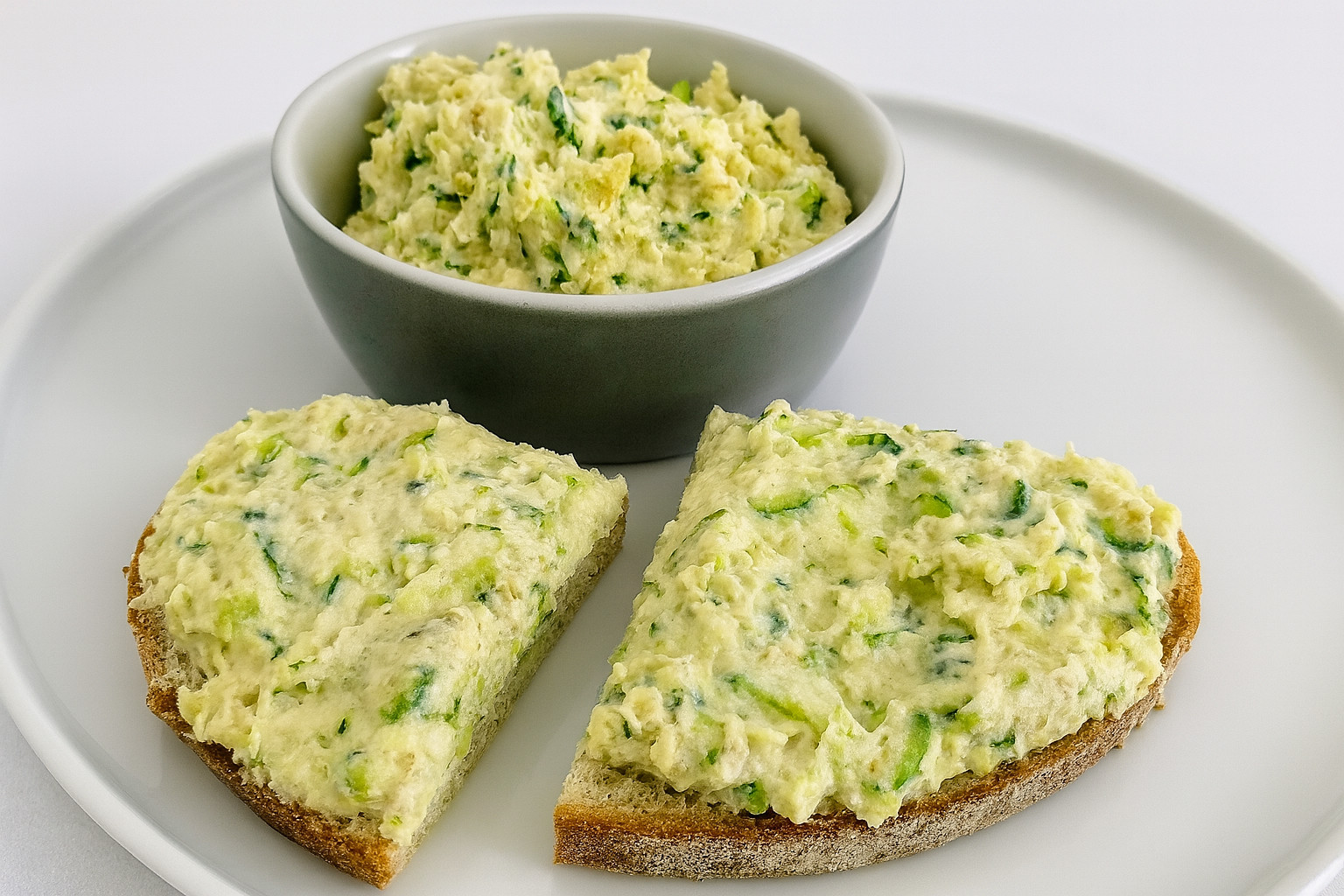 Recept na cuketovou pomazánku