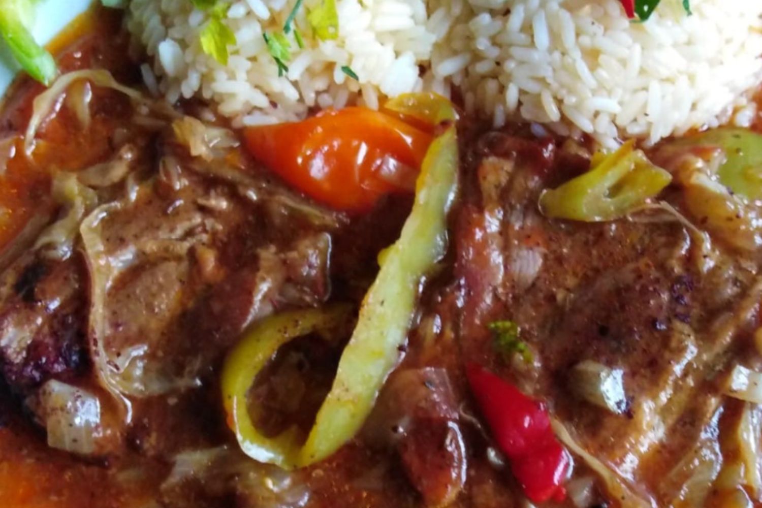 Obrázek receptu na Srbskou vepřovou plec s dušenou rýží: ochutnala jsem od pravého Srba a přišla mně výborná