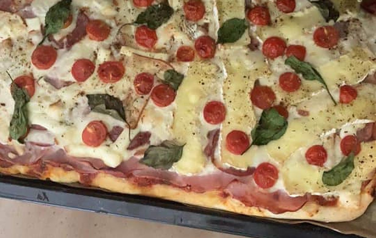 Recept na domácí tenké pizza těsto