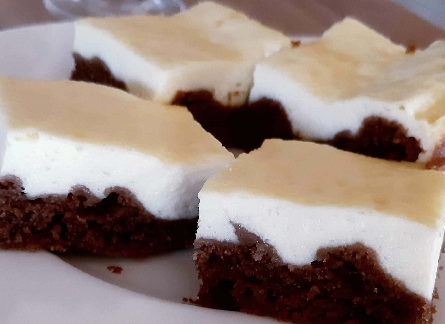 Obrázek k receptu na kakaovou buchtu s litým tvarohem