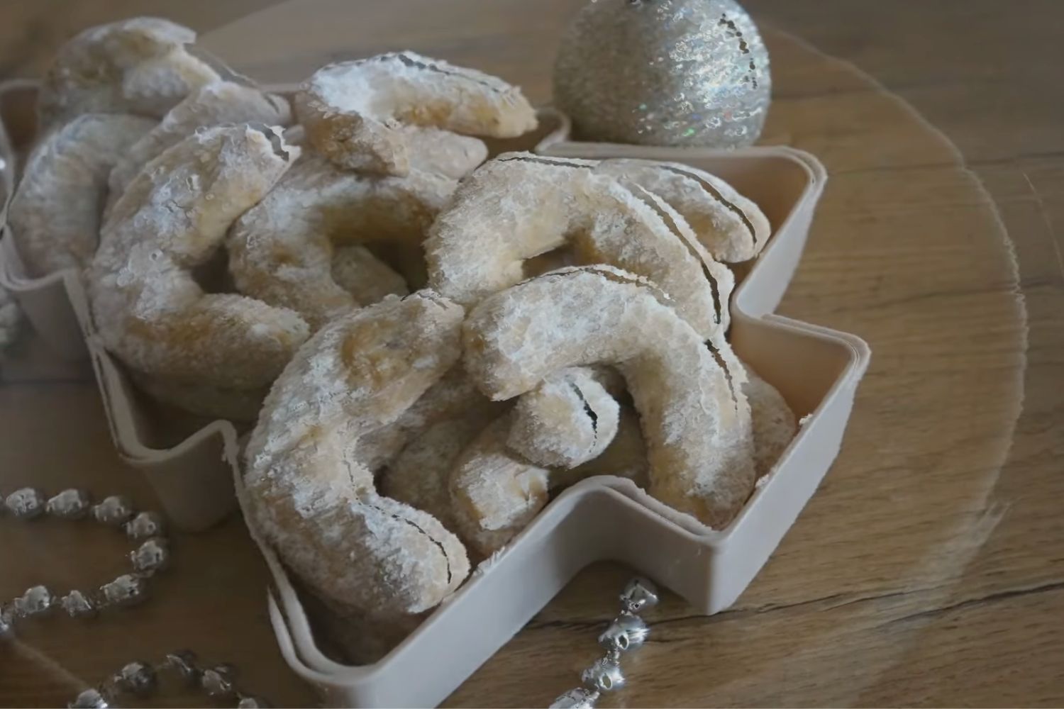 Obrázek receptu na Vanilkové rohlíčky - malé klenoty vánočního cukroví, jednoduché a výborné