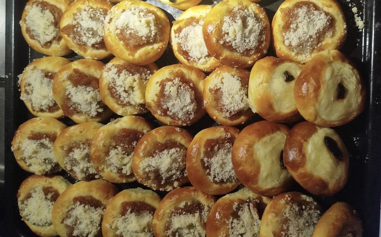 Obrázek k receptu na svatební koláčky bez kynutí