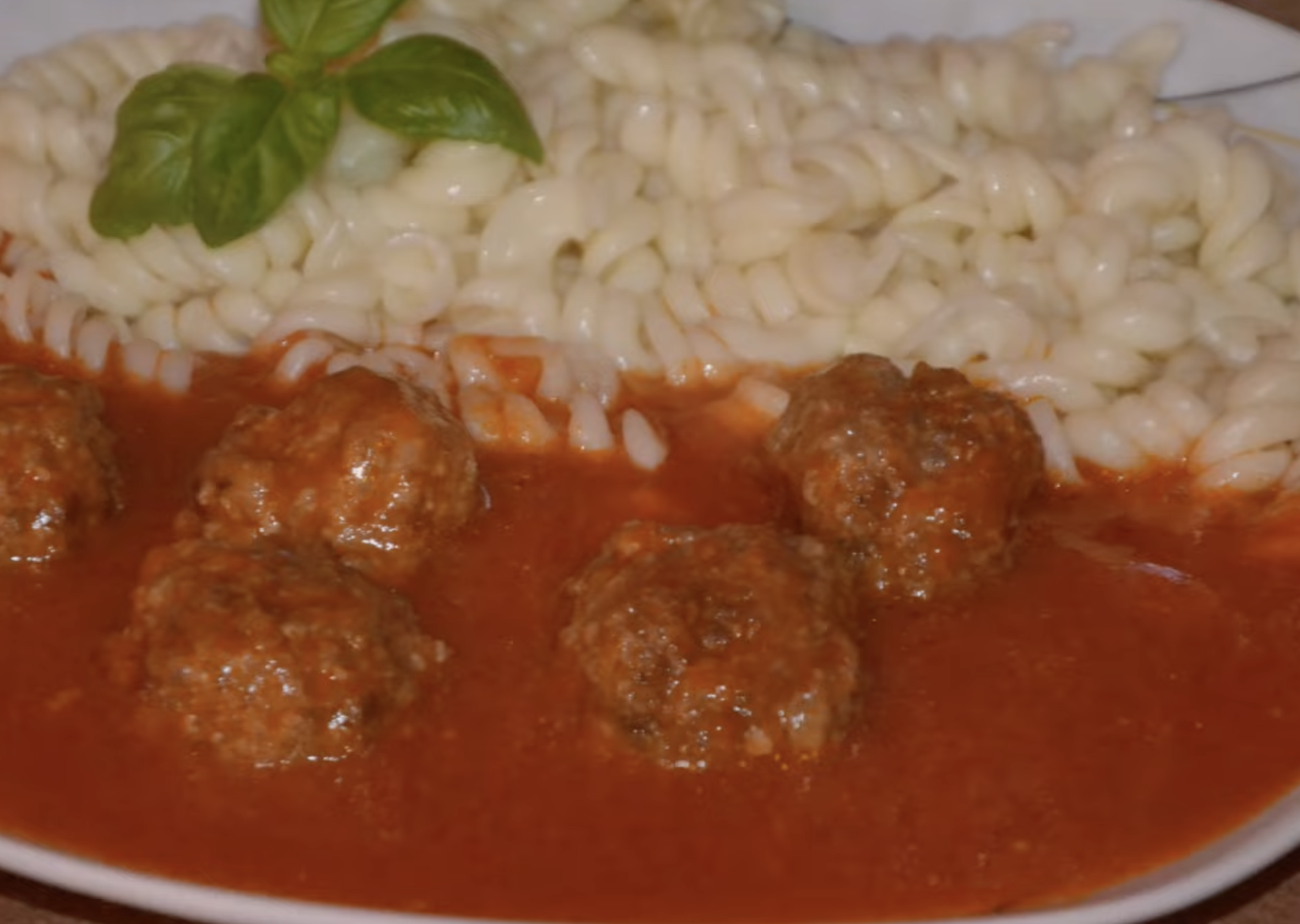 Obrázek k receptu na masové kuličky v rajské omáčce