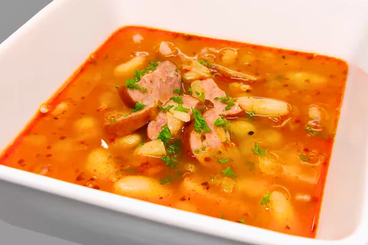 Obrázek k receptu na rychlou fazolovou polévku