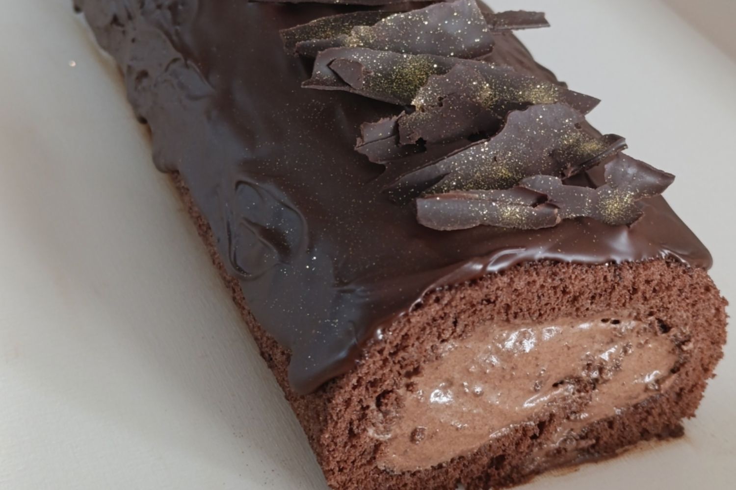 Obrázek receptu na Čokoládovou roládu s rumem, tak slavnostní a neodolatelně voňavou