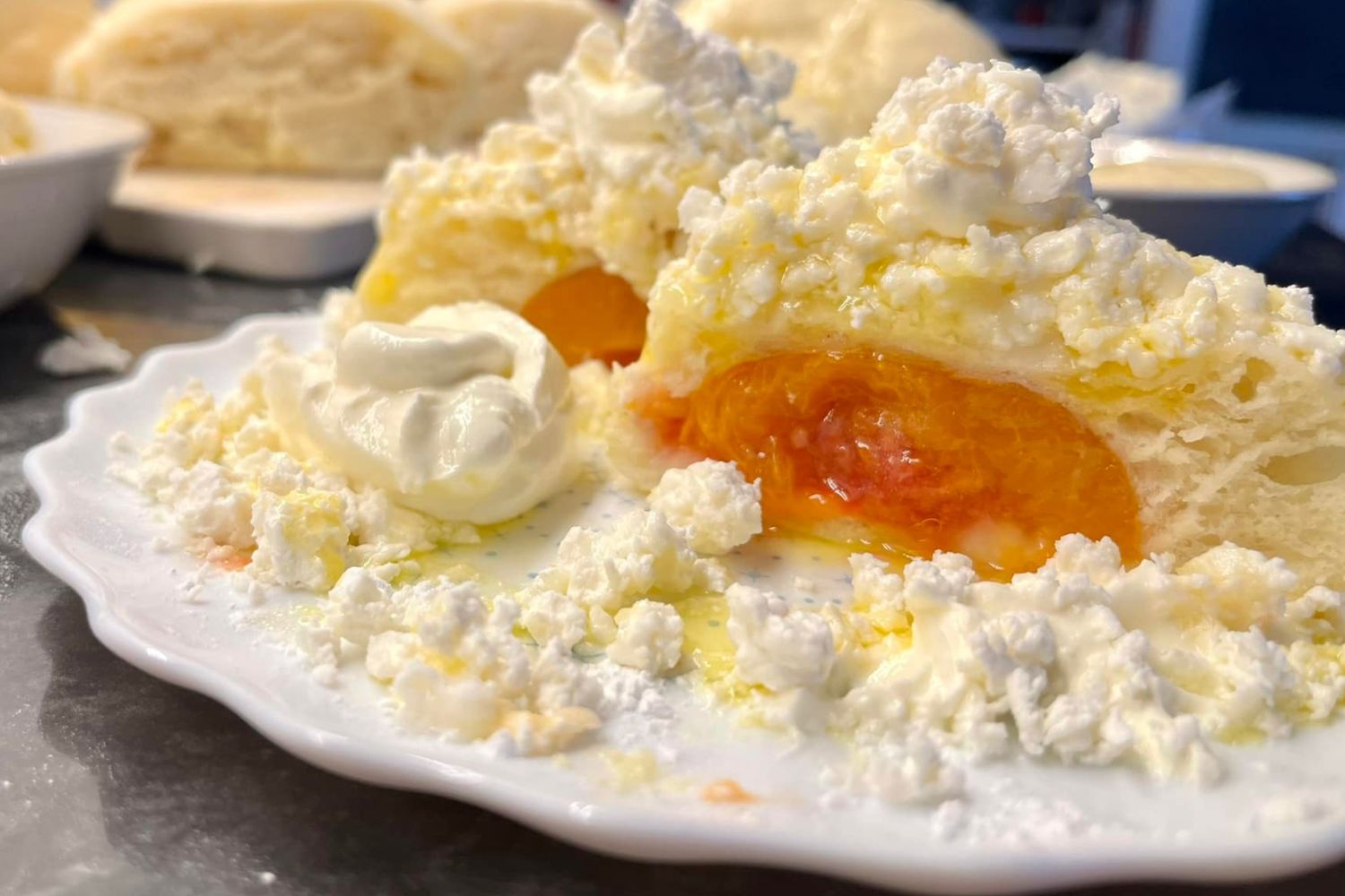 Obrázek receptu na Ovocné kynuté knedlíky podle mého tradičního domácího receptu