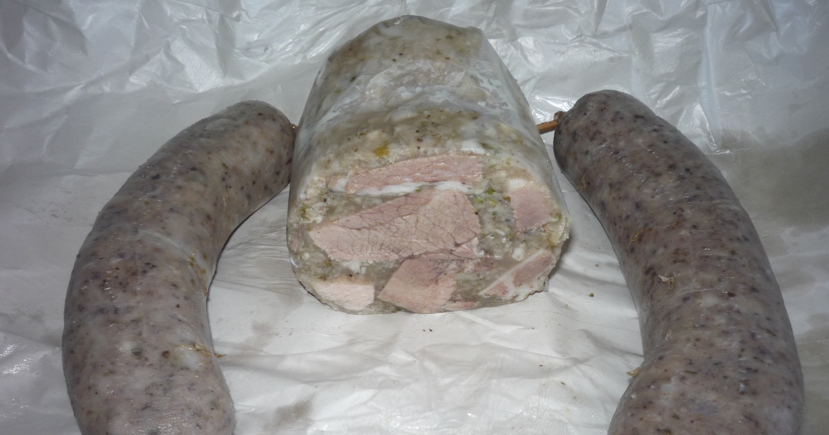 Fotografie tlačenky a jitrnice