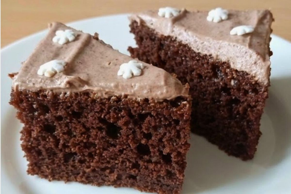 Obrázek k receptu na kefírovou buchtu s čokoládovým krémem