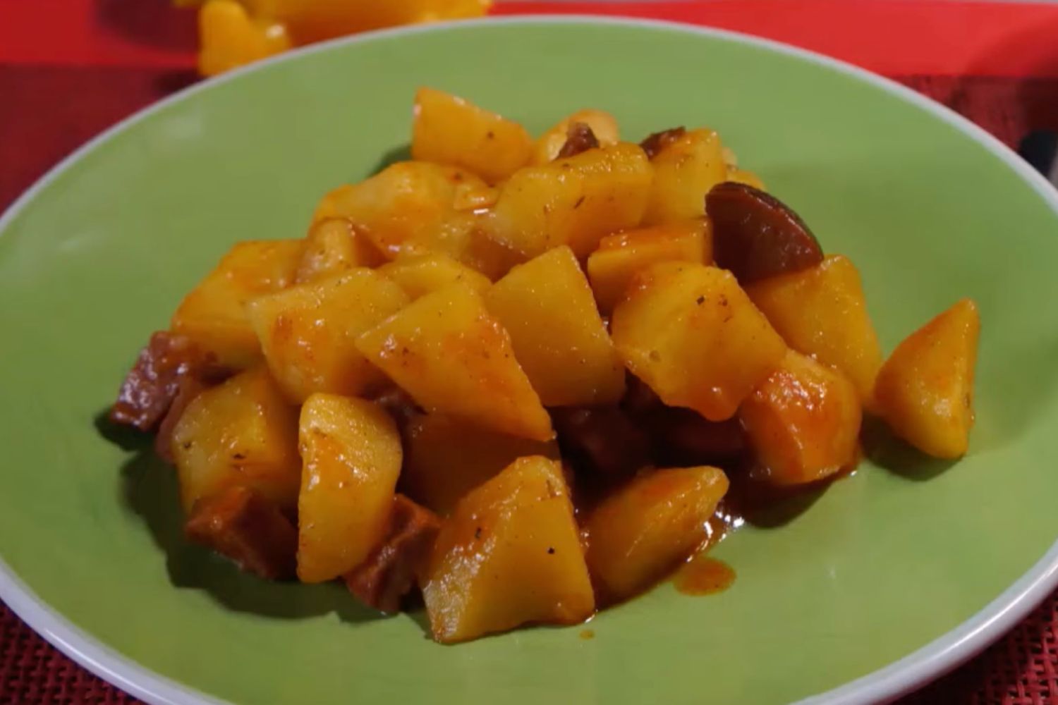 Obrzęk receptu na Bramborový paprikáš - slovenský zemiakový paprikáš - v maďarském originálu Krumplipaprikáš