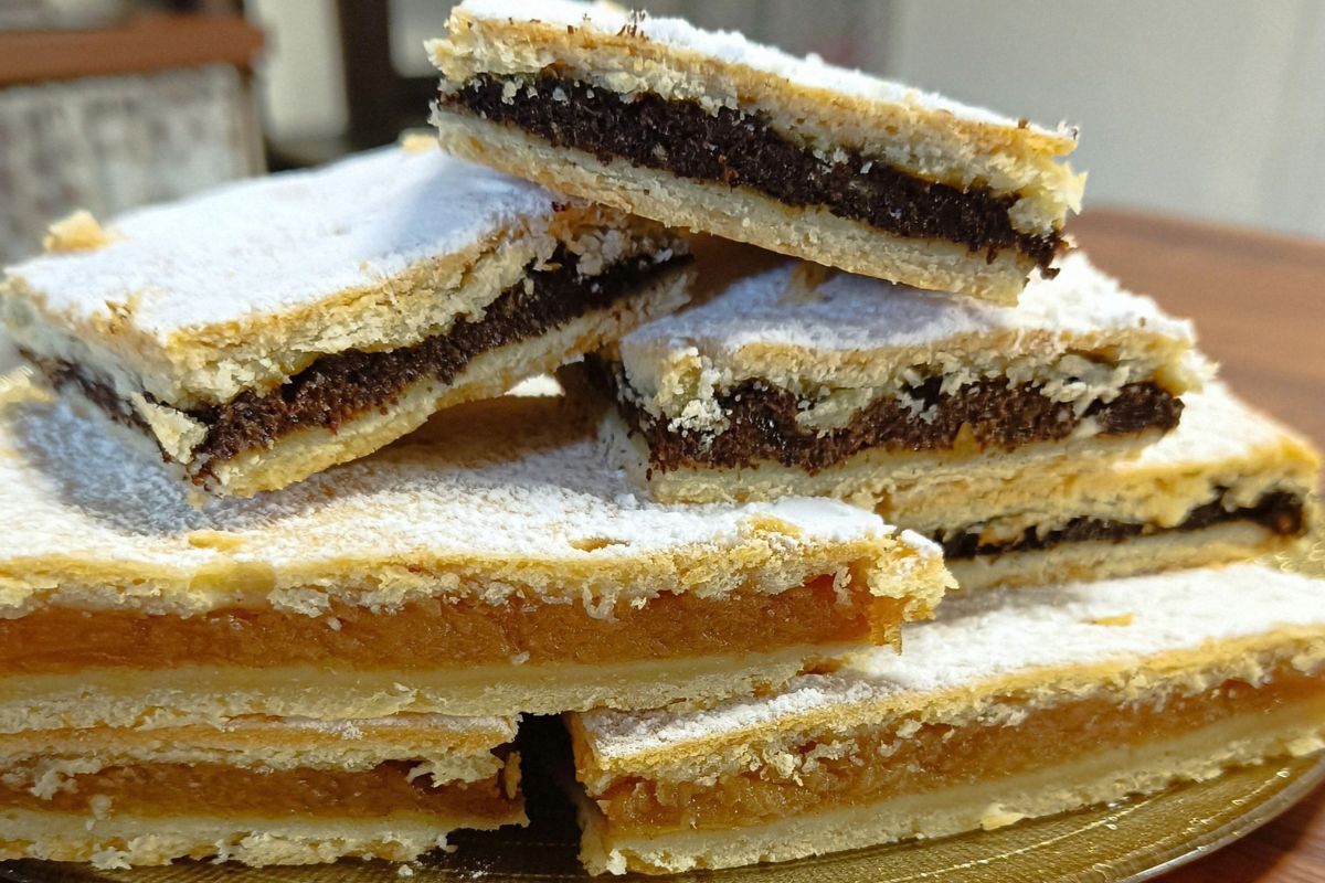 Obrázek k receptu na křehký jablkový koláč