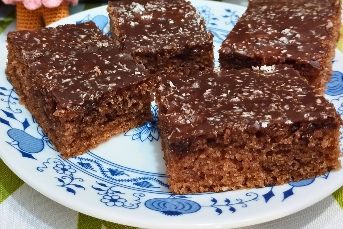 Obrázek k receptu na kefírovou buchtu bez vajec