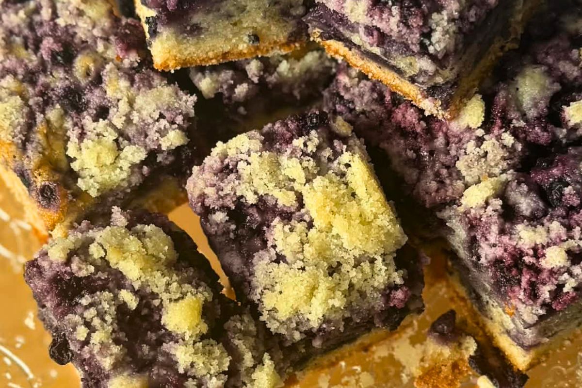 Obrázek k receptu na kynutý borůvkový koláč