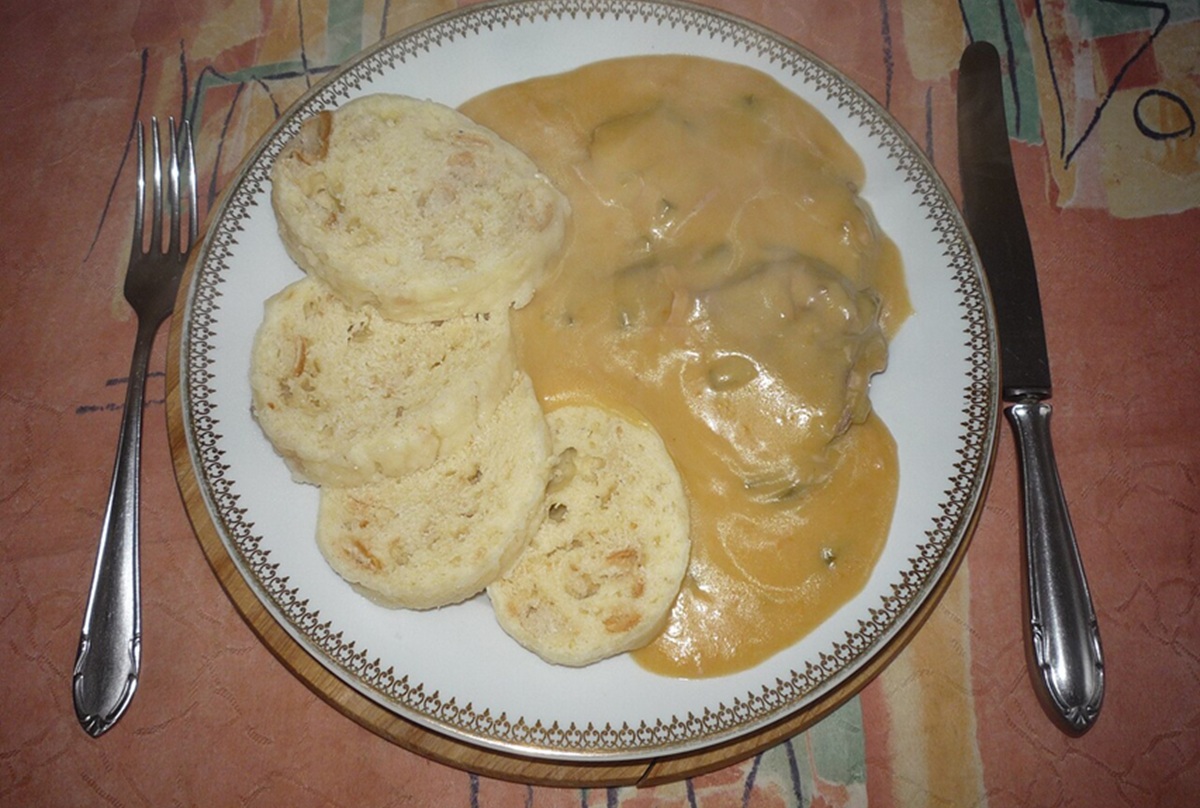 Obrázek ke kvízu: Kvíz: Přílohy ze socialismu, které milujeme dodnes! Zvládnete plný počet?