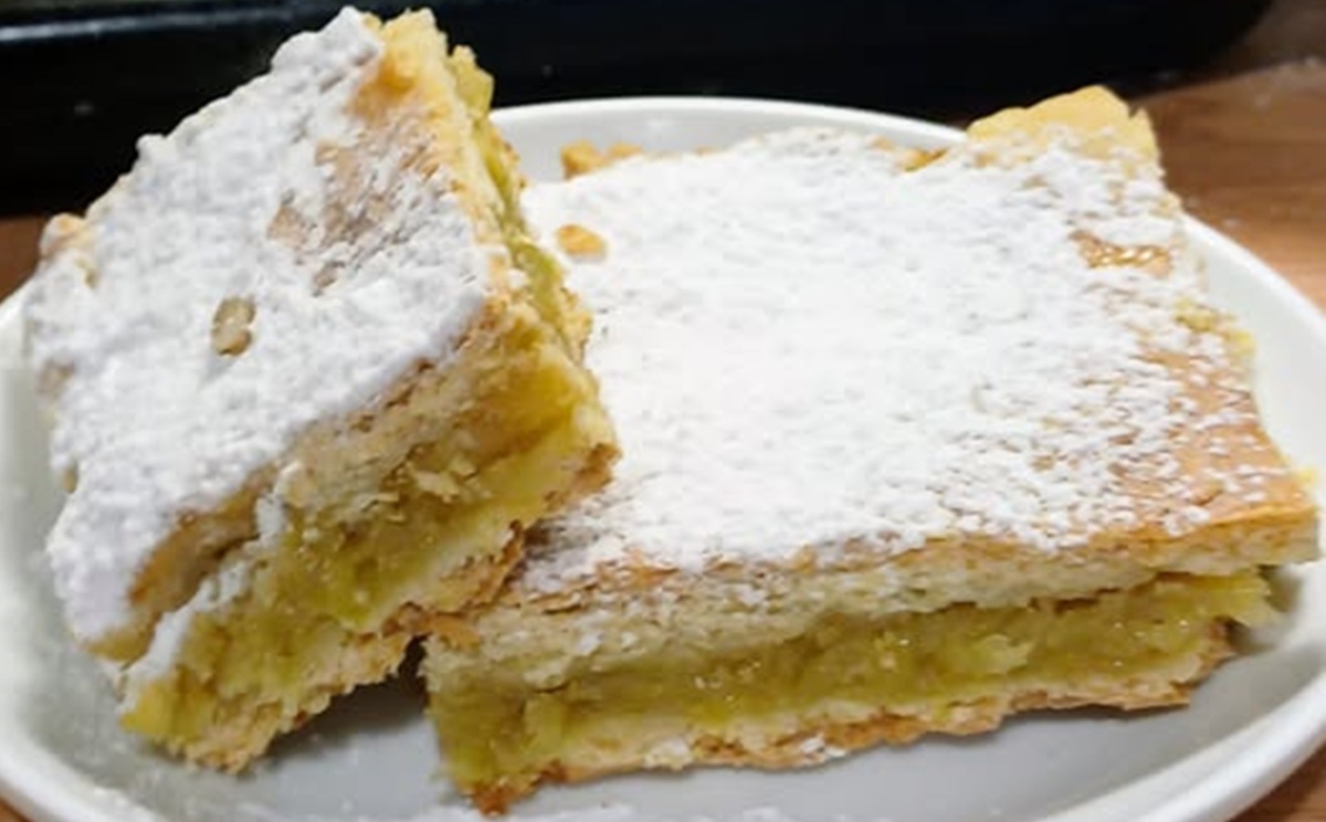 Fotografie ke křehkému jablečnému koláči
