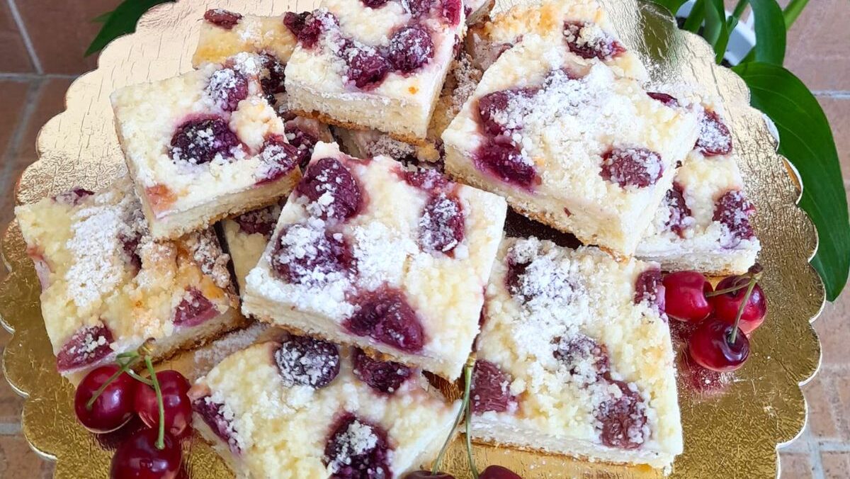 Obrázek k receptu na nekynutý třešňový koláč s tvarohem
