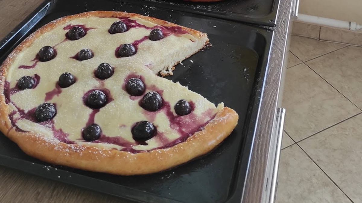 tvarohový koláč s třešněmi