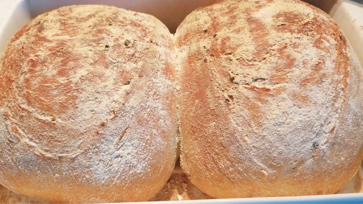 Obrázek k receptu na Domácí chlebík hotový raz dva: Rychlý recept na voňavý pečivový základ, který zvládne i začátečník