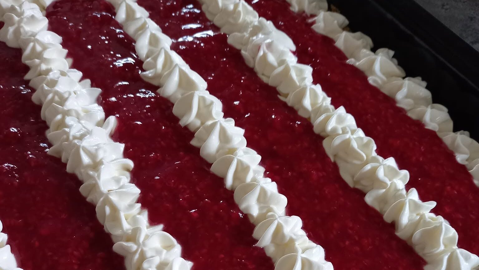 Obrázek na recept na malinové řezy