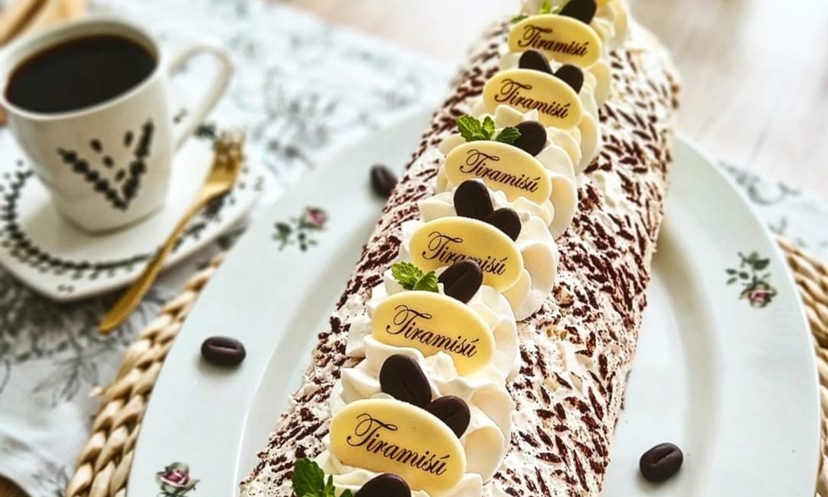 Fotografie k tiramisu roládě