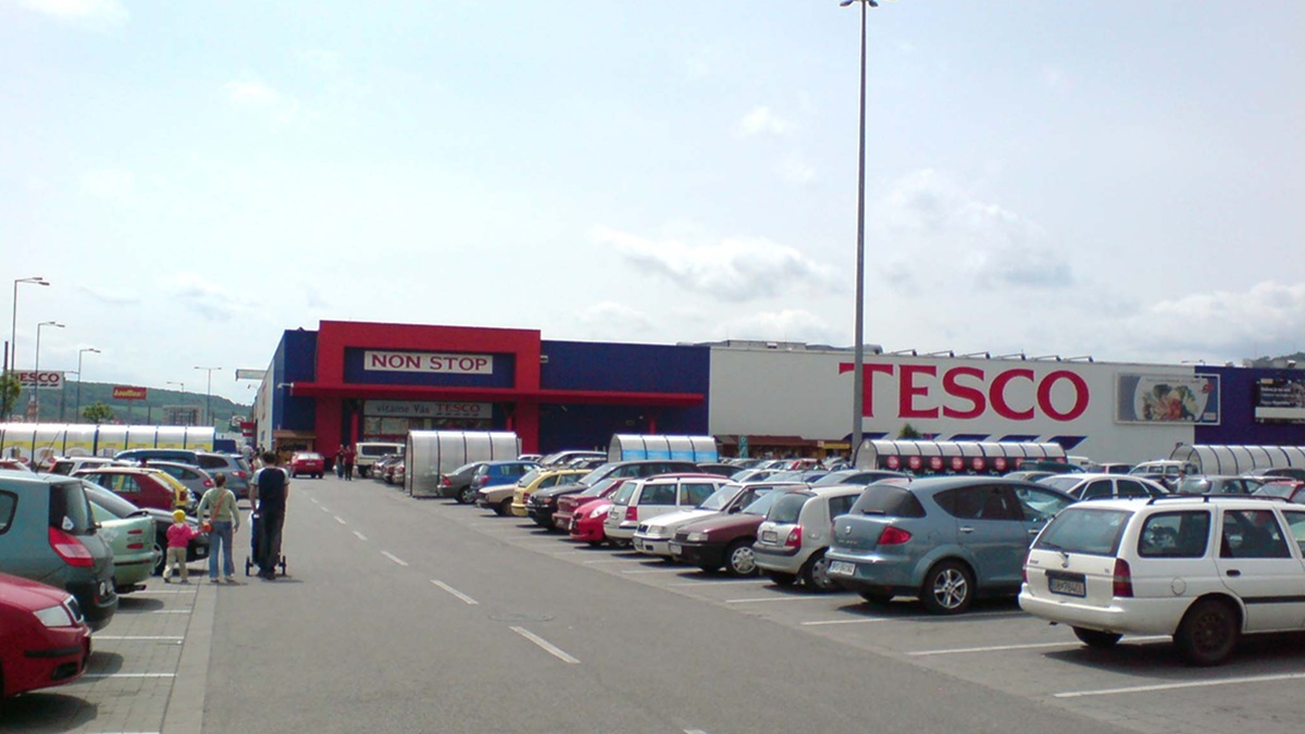 Prodejna Tesco